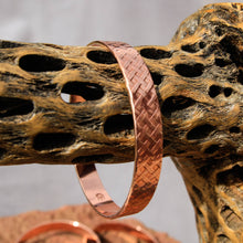 Load image into Gallery viewer, Copper Bangle Bracelet (CBB 1008)