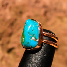 Load image into Gallery viewer, Turquoise Cabochon and Copper Ring (CR 1011)