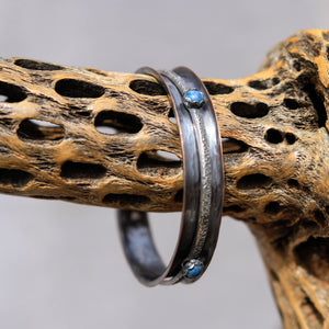 Copper Spinner Bangle Bracelet w/ Denim Lapis Lazuli Cabochons (SB 1011)