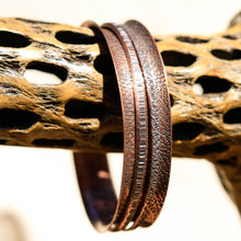 Load image into Gallery viewer, Copper Spinner Bangle Bracelet (SB 1028)