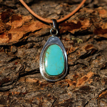 Load image into Gallery viewer, Turquoise (Royston) Cabochon and Sterling Silver Pendant (SSP 1025)