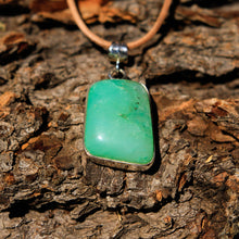 Load image into Gallery viewer, Chrysoprase Cabochon and Sterling Silver Pendant (SSP 1040)