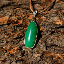 Load image into Gallery viewer, Chrysoprase Cabochon and Sterling Silver Pendant (SSP 1041)