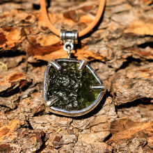 Load image into Gallery viewer, Moldavite and Sterling Silver Pendant (SSP 1045)