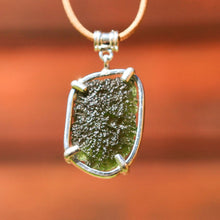 Load image into Gallery viewer, Moldavite and Sterling Silver Pendant (SSP 1047)