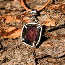 Load image into Gallery viewer, Watermelon Tourmaline and Sterling Silver Pendant (SSP 1048)