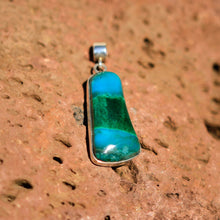 Load image into Gallery viewer, Chrysocolla (Gem Silica) Cabochon and Sterling Silver Pendant (SSP 1054)