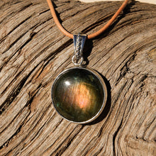 Load image into Gallery viewer, Labradorite Cabochon and Sterling Silver Pendant (SSP 1101)