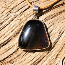 Load image into Gallery viewer, Montana Agate Cabochon and Sterling Silver Pendant (SSP 1124)