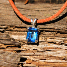 Load image into Gallery viewer, Blue Topaz and Sterling Silver Pendant (SSP 1156)