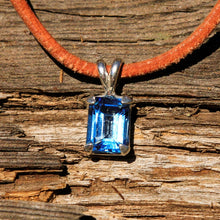 Load image into Gallery viewer, Blue Topaz and Sterling Silver Pendant (SSP 1156)