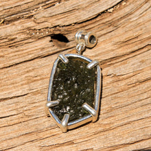 Load image into Gallery viewer, Moldavite and Sterling Silver Pendant (SSP 1162)