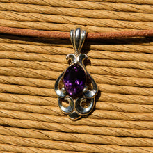 Load image into Gallery viewer, Amethyst and Sterling Silver Pendant (SSP 1166)