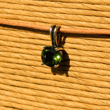 Load image into Gallery viewer, Moldavite and Sterling Silver Pendant (SSP 1170)