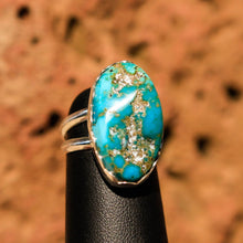 Load image into Gallery viewer, Turquoise Cabochon and Sterling Silver Ring (SSR 1007)