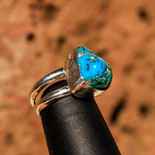 Load image into Gallery viewer, Turquoise Cabochon and Sterling Silver Ring (SSR 1008)