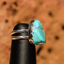 Load image into Gallery viewer, Turquoise Cabochon and Sterling Silver Ring (SSR 1009)