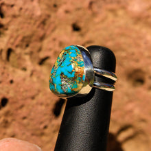 Load image into Gallery viewer, Turquoise (Kingman) Cabochon and Sterling Silver Ring (SSR 1012)