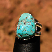 Load image into Gallery viewer, Turquoise Cabochon and Sterling Silver Ring (SSR 1015)