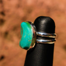 Load image into Gallery viewer, Turquoise Cabochon and Sterling Silver Ring (SSR 1019)