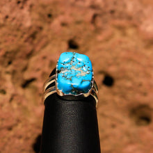 Load image into Gallery viewer, Turquoise Cabochon and Sterling Silver Ring (SSR 1020)