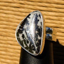 Load image into Gallery viewer, Silver Ore in Quartz Cabochon and Sterling Silver Ring (SSR 1031)