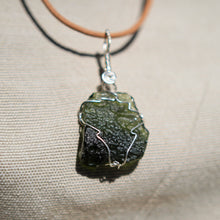 Load image into Gallery viewer, Moldavite and Sterling Silver Wire Wrap Pendant (SSWW 1006)