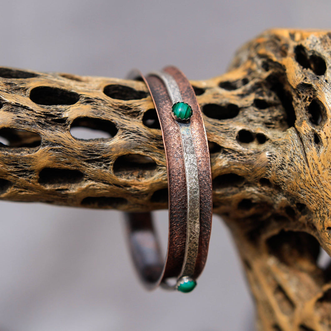 Copper Spinner Bangle Bracelet w/ Malachite Cabochons (SB 1009)