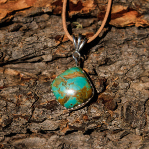 Turquoise (Royston) Cabochon and Sterling Silver Pendant (SSP 1006)