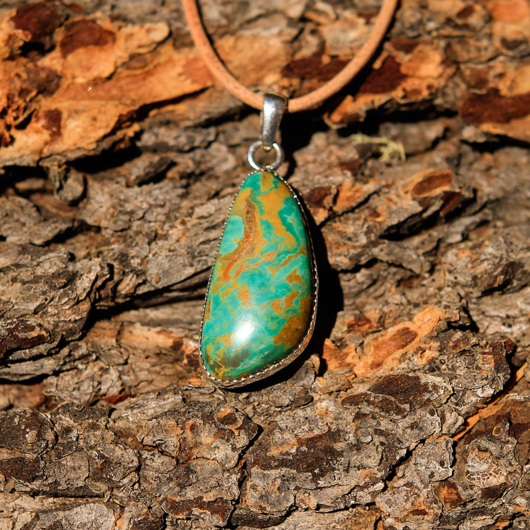 Turquoise (Royston) Cabochon and Sterling Silver Pendant (SSP 1010)