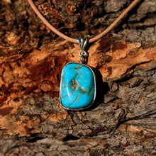 Load image into Gallery viewer, Turquoise Cabochon and Sterling Silver Pendant (SSP 1018)
