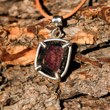 Load image into Gallery viewer, Watermelon Tourmaline and Sterling Silver Pendant (SSP 1048)
