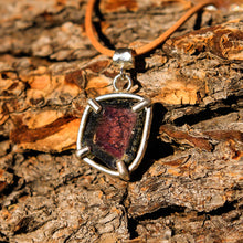 Load image into Gallery viewer, Watermelon Tourmaline and Sterling Silver Pendant (SSP 1048)
