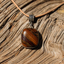 Load image into Gallery viewer, Deschutes Jasper Cabochon and Sterling Silver Pendant (SSP 1080)
