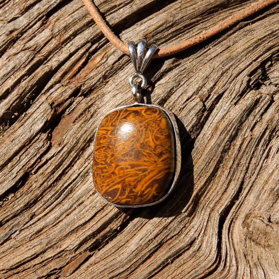 Calligraphy Jasper Cabochon and Sterling Silver Pendant (SSP 1085)