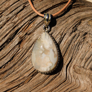 Agate (Plume) Cabochon and Sterling Silver Pendant (SSP 1112)