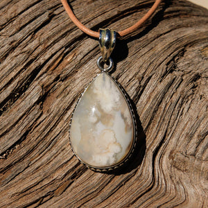 Agate (Plume) Cabochon and Sterling Silver Pendant (SSP 1112)