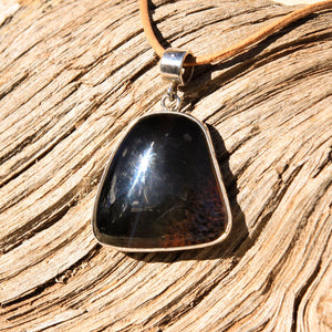 Montana Agate Cabochon and Sterling Silver Pendant (SSP 1124)