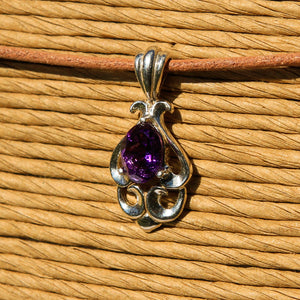 Amethyst and Sterling Silver Pendant (SSP 1166)