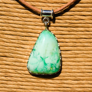 Chrysoprase Cabochon and Sterling Silver Pendant (SSP 1168)