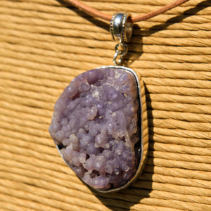 Grape Chalcedony Cabochon and Sterling Silver Pendant (SSP 1178)
