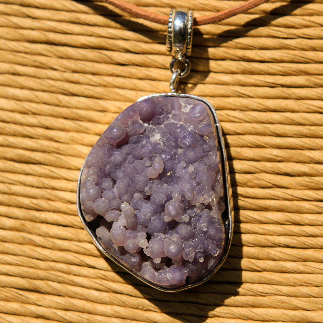 Grape Chalcedony Cabochon and Sterling Silver Pendant (SSP 1178)