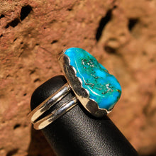 Load image into Gallery viewer, Turquoise Cabochon and Sterling Silver Ring (SSR 1003)
