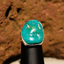 Load image into Gallery viewer, Turquoise Cabochon and Sterling Silver Ring (SSR 1006)
