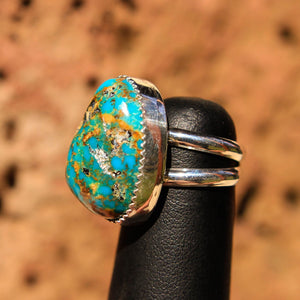 Turquoise (Kingman) Cabochon and Sterling Silver Ring (SSR 1010)